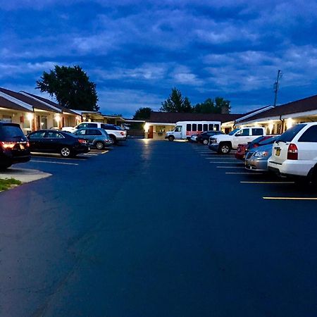 Budget Inn Williamsville Eksteriør bilde