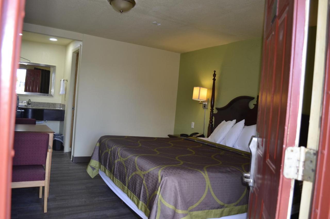 Budget Inn Williamsville Eksteriør bilde