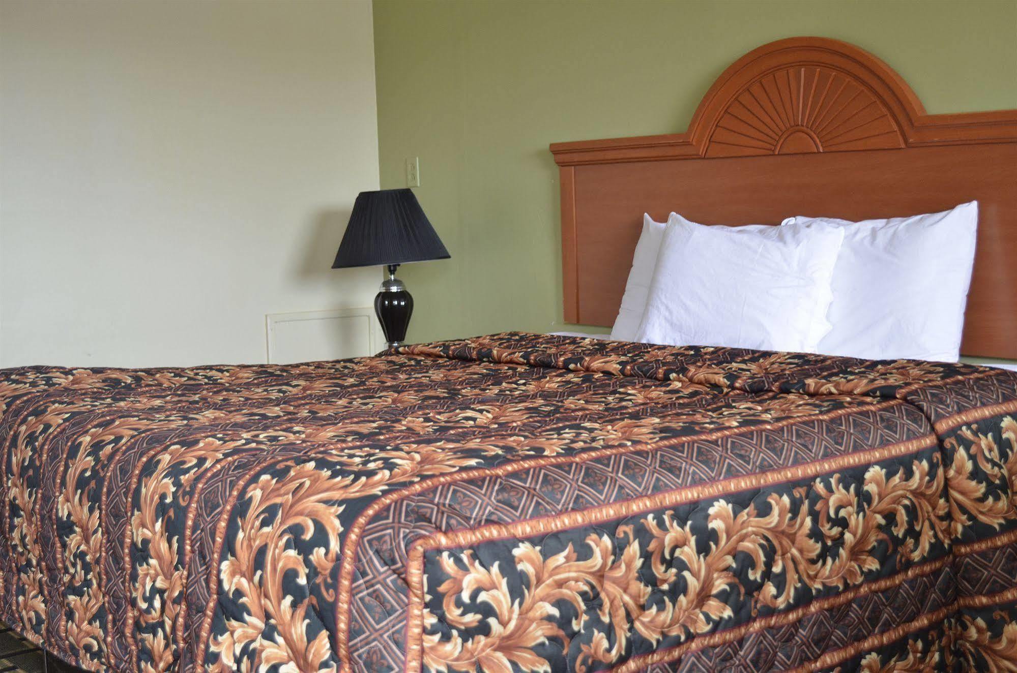 Budget Inn Williamsville Eksteriør bilde