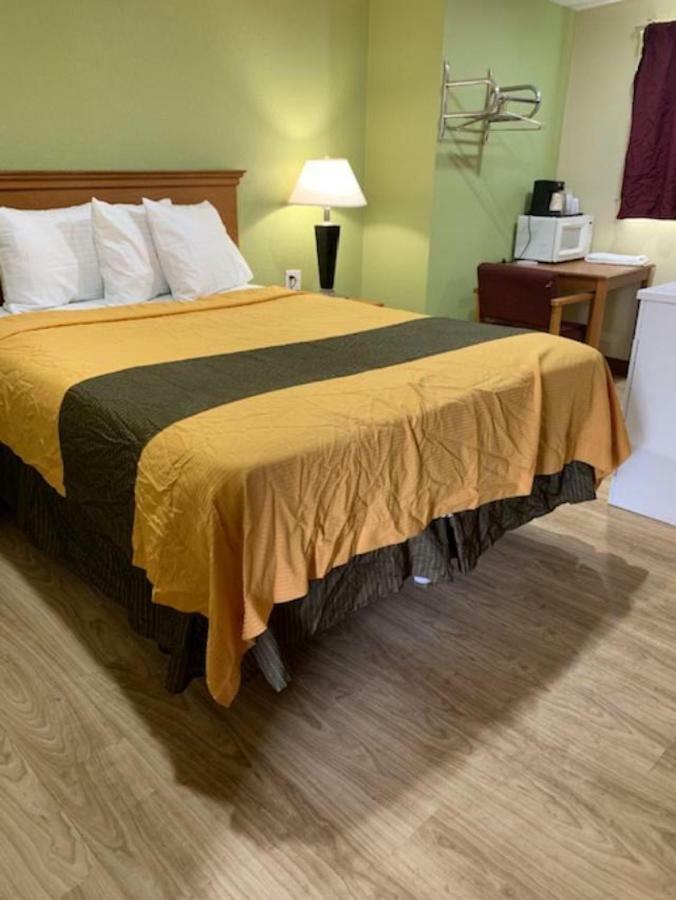 Budget Inn Williamsville Eksteriør bilde