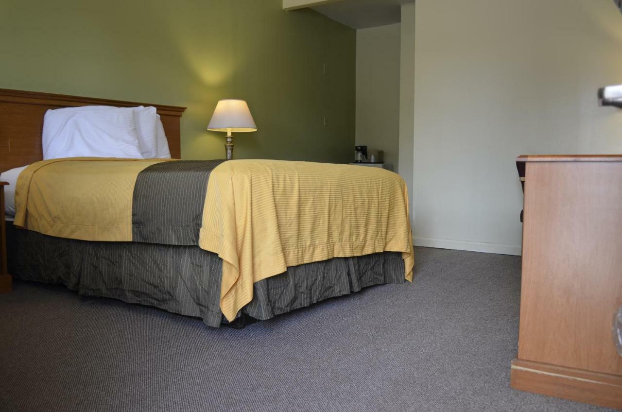 Budget Inn Williamsville Eksteriør bilde